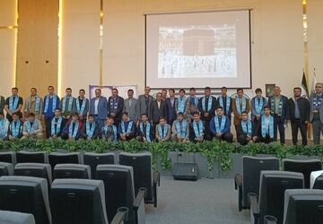 بدرقه‌ دانش‌آموزان منتخب سازمان دانش‌آموزی اردبیل به سرزمین وحی 