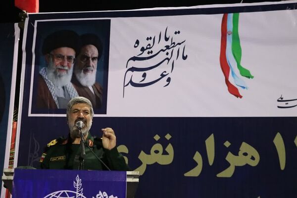 رزمایش بزرگ «جان‌فدایان ایران من» در کهریزک، تجلی وحدت و اقتدار مردم