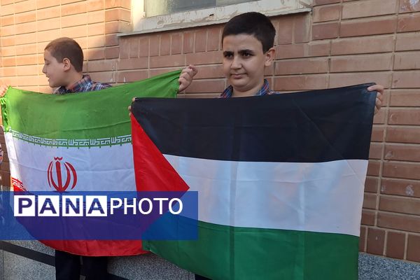 دانش آموزان شیرازی جنایات اسرائیل را محکوم کردند