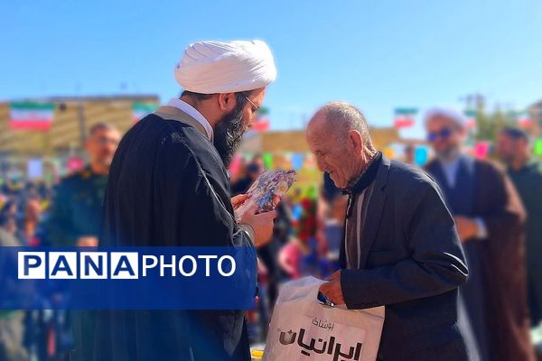 طنین زنگ انقلاب در مدرسه فرزانگان شهرستان باشت