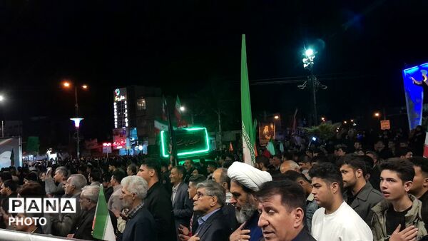 چهل وهفتمین قرار شبانه همچنان لبیک گویان در خیابان‌های کوهدشت