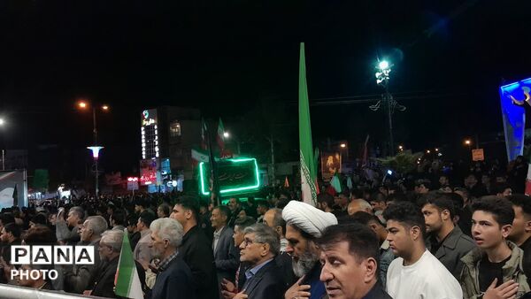 چهل وهفتمین قرار شبانه همچنان لبیک گویان در خیابان‌های کوهدشت