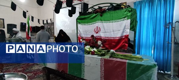 مراسم وداع با شهید گمنام در دبیرستان شهید هاشمی نژاد نیشابور