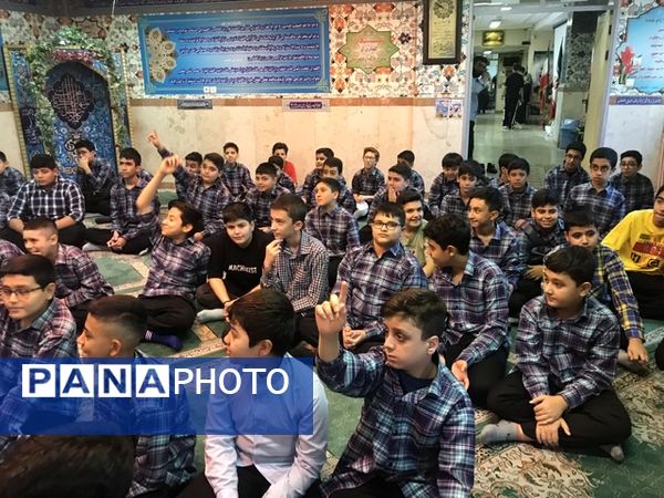 آغاز سال تحصیلی در مدرسه شهدای مدافع حرم با حضور مسئولان، جشن و کلاس توجیهی