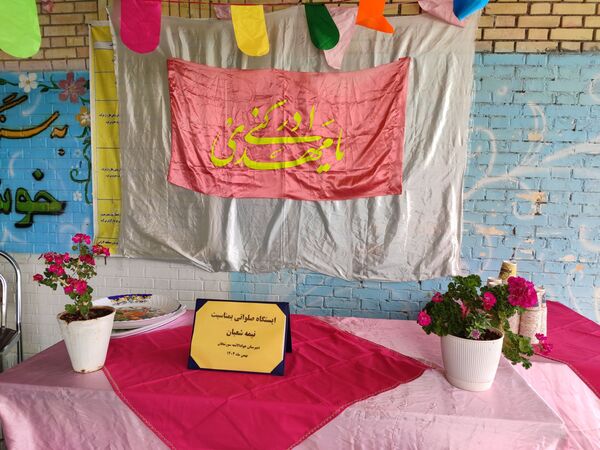 شکوه جشن دهه فجر در دبیرستان جوادالائمه سورشجان