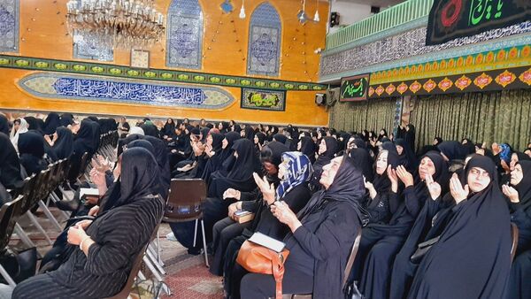 مراسم اربعین حسینی ویژه بانوان در مسجد جامع‌ رجایی‌شهرکرج