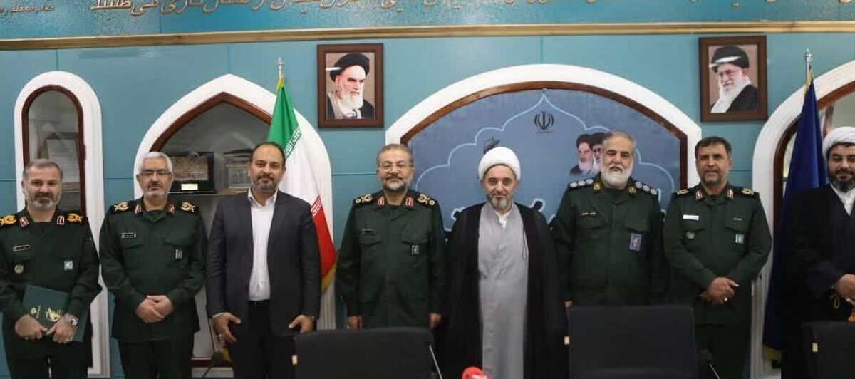 تکریم و معارفه مسئول سازمان بسیج دانش‌آموزی