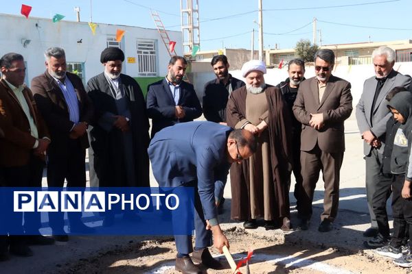آیین کلنگ زنی آموزشگاه ۶کلاسه سلمان فارسی  در روستای بداف ابرکوه