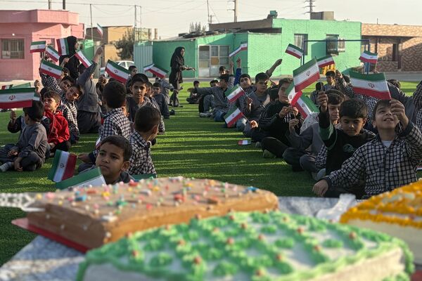 گرامیداشت روز دانش‌آموز در مدرسه روستایی  شهید بهنام محمدی