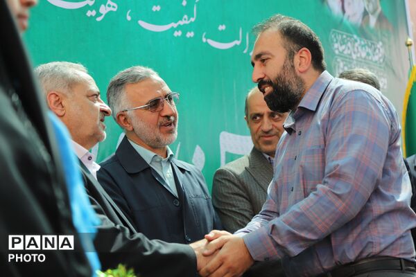 جشن شکوفه ها با حضور وزیر آموزش و پرورش 