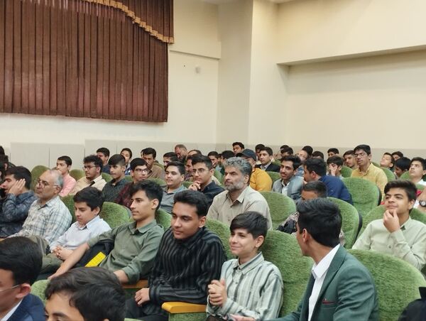 چهل و سومین دوره مسابقات قرآن عترت و نماز دانش‌آموزان استان اصفهان به میزبانی شهر کاشان