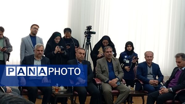 دیدار وزیر آموزش و پرورش با ولی فقیه استان چهارمحال‌وبختیاری 