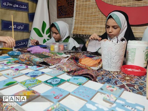 «از ریشه تا رویش» در باغ دولت‌آباد یزد