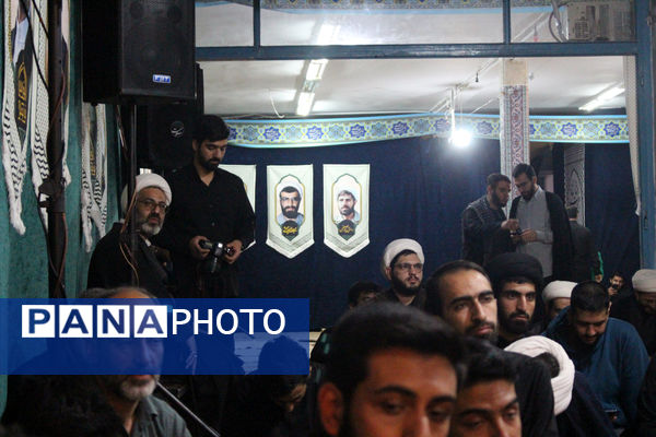 روایتگری طلاب جوان در یادواره شهدای مدرسه حقانی قم