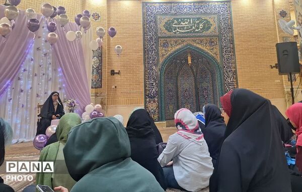 جشن ولادت بانوی آینه‌ها و صبر؛ روایتگر روشن تاریخ