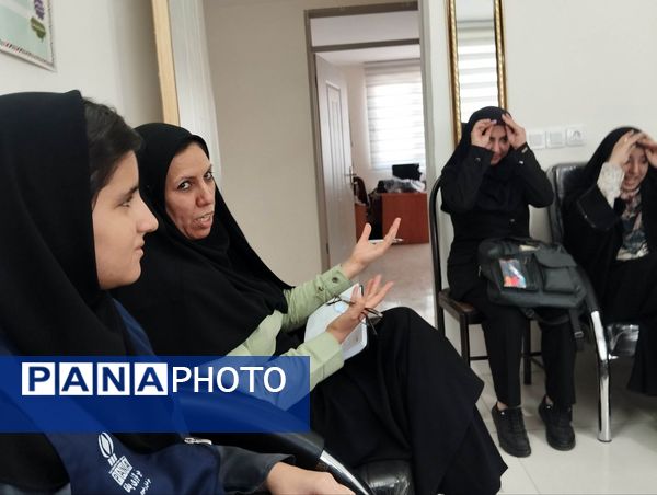 نشست صمیمانه معاون پرورشی و تربیت‌بدنی ناحیه 7 با سردبیر خبرنگاران خبرگزاری پانا 