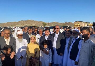آغاز عملیات ساخت ۱۳۰۰ کلاس درس در سیستان و بلوچستان