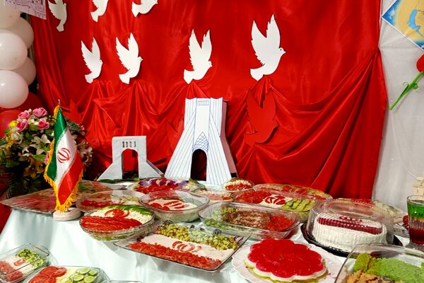 افتتاحیه طرح  «ایرانمون» در مدرسه شهدای گمنام بهارستان‌دو