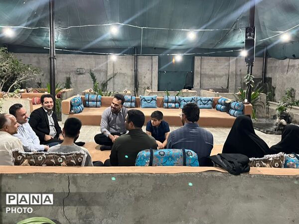 تجلیل فرماندار خاتم از اصحاب رسانه و دانش آموز خبرنگاران پانا