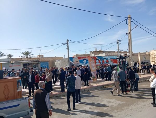 راهپیمایی 22 بهمن در لارستان 