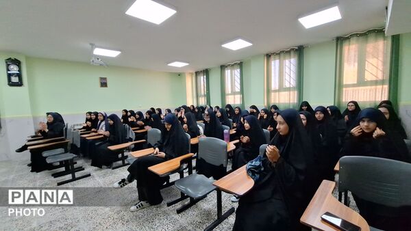 طنین لبخند در مدرسه نسرین عرب؛ جشن جوانه‌ها آغازی برای پرواز