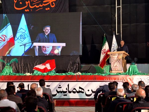 پیر غلامانی از جنس تعلیم و تربیت