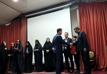  آیین تجلیل از دانش‌آموز خبرنگاران  پانا و برترین های تئاتر درسی