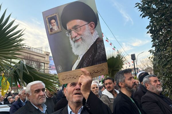 تا آخرین قطره‌ی خون برای ایران، به پای ایران