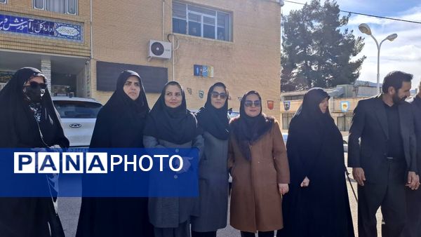 بدرقه دانش‌آموزان پسر عمره‌گذار کهگیلویه و بویراحمد 