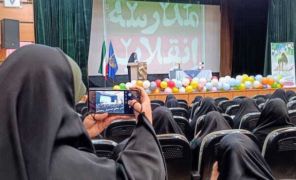 مدرسه انقلاب، پلی برای رسیدن به آگاهی 