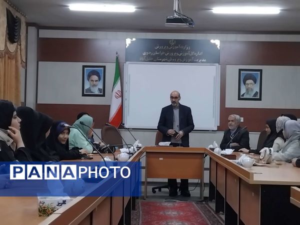 برگزاری جلسه هم اندیشی خبرنگاران پانا و آزمون خبرنویسی در خلیل آباد