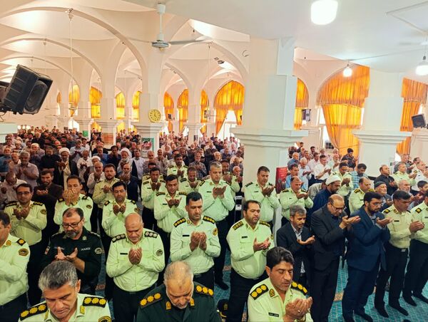 برگزاری نماز عبادی سیاسی جمعه همزمان با شروع هفته انتظامی در شهرستان خلیل اباد 