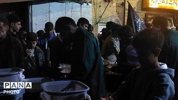 گذری بر چایخانه حضرت فاطمه زهرا در یازدهمین روز از سال ۱۴۰۵