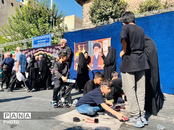 تجلیِ شکوهِ ایمان در مسیرِ عاشقی؛ تهران یکپارچه غرق در سوگِ اربعین