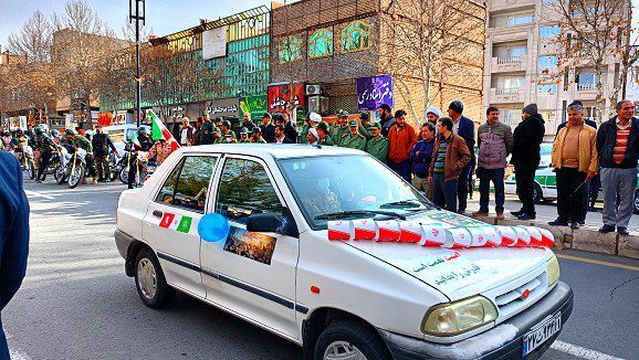 جشن ورود امام به میهن در کاشمر