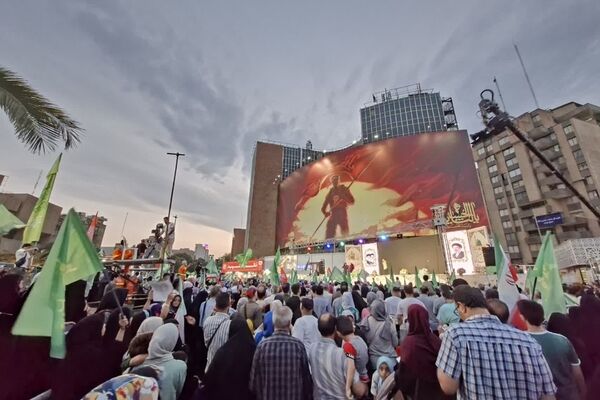 تهران در جشن بزرگ «امت احمد» به استقبال میلاد پیامبر(ص) و امام صادق (ع) رفت