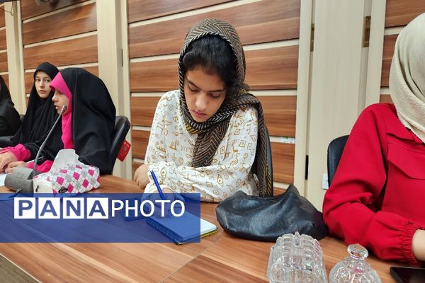 جلسه پنجم دوره مجری شو