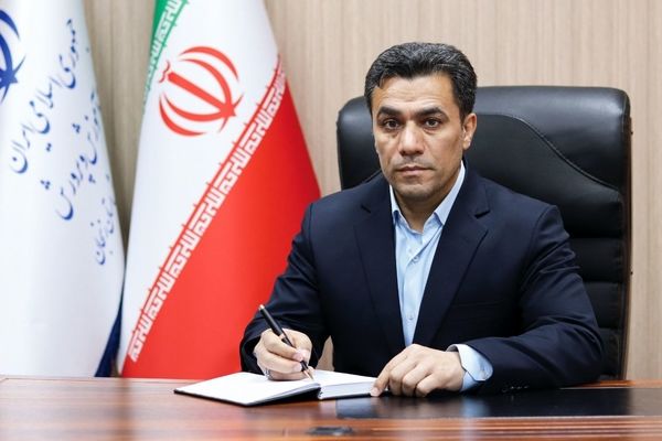 خبرنگاران وجدان بیدار و چراغ راه جامعه‌اند