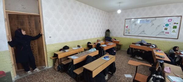 مانور زلزله در دبیرستان مهدی خدابنده