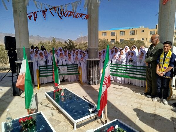 مراسم غبارروبی مزار شهدای گمنام دانشگاه آزاد اسلامی واحد کاشمر