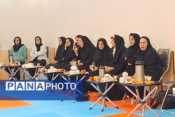 ایجاد انگیزه در دانش‌آموزان ورزشکار با سالن ورزشی مناسب