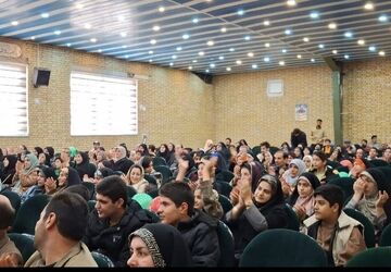 با فرارسیدن میلاد حضرت مهدی شهر با نور دل‌ها روشن شد 