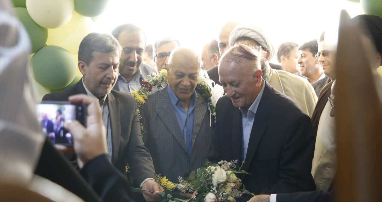 افتتاح و آغاز عملیات اجرایی ۵ پروژه آموزشی، ورزشی و درمانی در خمینی‌شهر