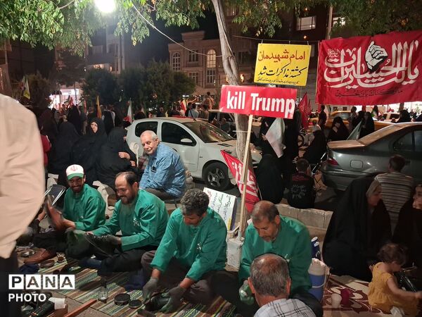 موکبی برای واکس زدن کفش های دلدادگان‌ خاک وطن 