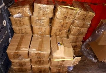 کشف لوازم پزشکی قاچاق در پونک