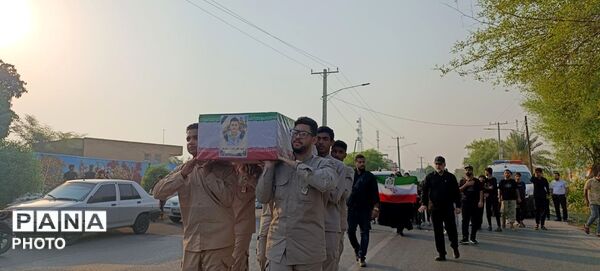 آرامش ابدی بر پیکر شهید «صیاد امید عربی» در میناب