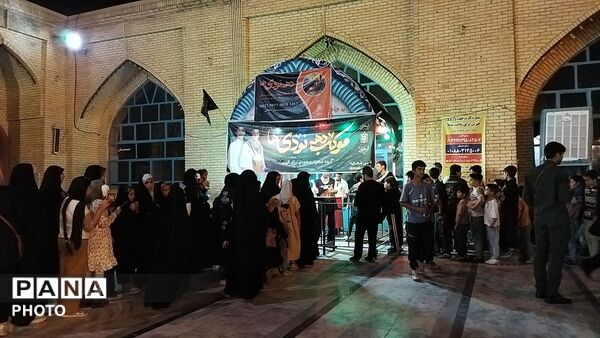 موکب دهه نودی ها در نود و نهمین شب از اجتماعات مردمی نیشابور 