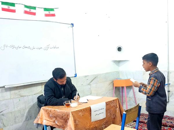 آغاز مرحله آموزشگاهی مسابقات قرآن و عترت در دبستان شهید پسندیده فدافن 