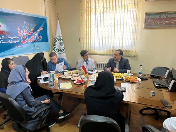 افتتاحیه دوازدهمین دوره مجلس دانش‌آموزی در استان گیلان 