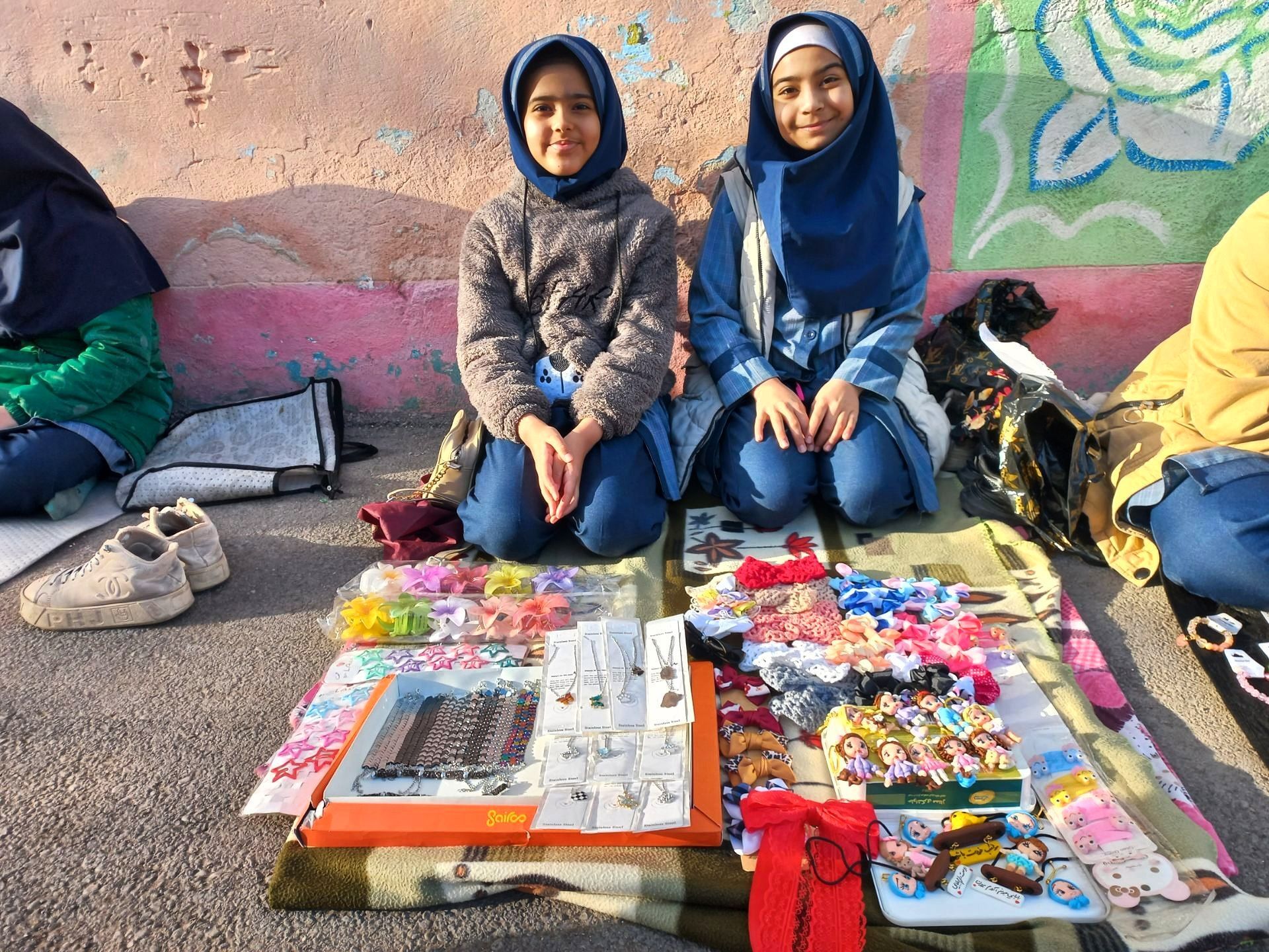 بازارچه کارآفرینی دانش‌آموزان شهید جواهری۲ 